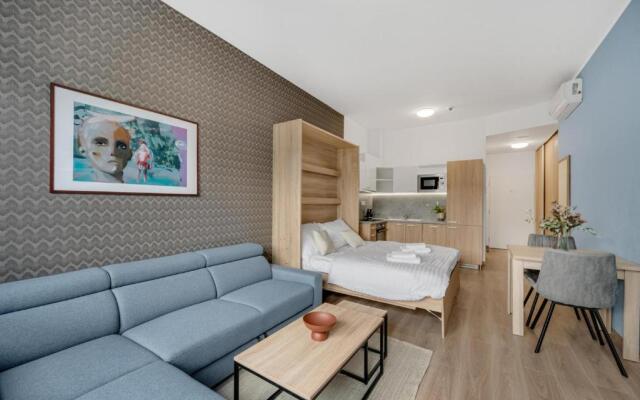 Metropolitan Star Apart Hotel