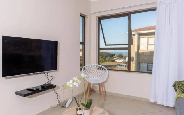 Sun n Surf Sunny and spotless 1 bedroom apartment
