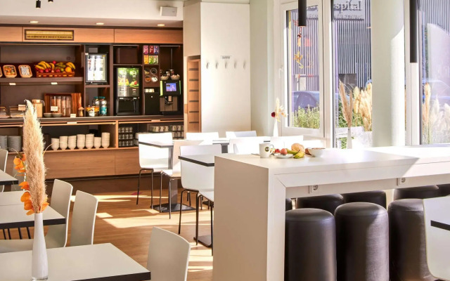 B&B HOTEL Würzburg-City
