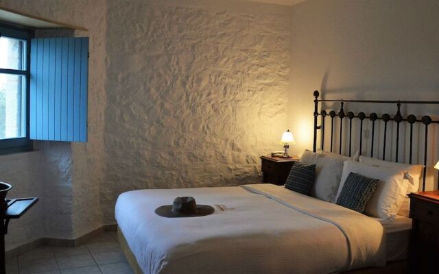 Lithos Stone Suites