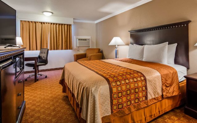Lompoc Valley Inn & Suites