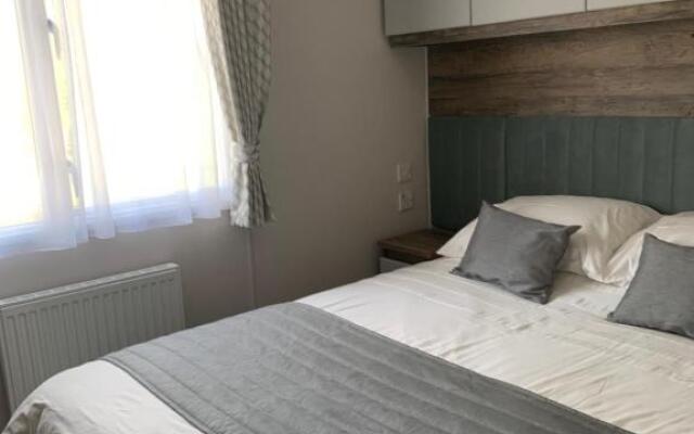 36 Glenfinart Caravan Park