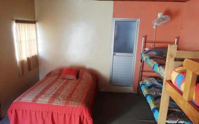 Montano Camping & Hostel