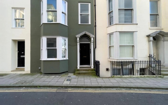 Olive Apartment One By My Getaways