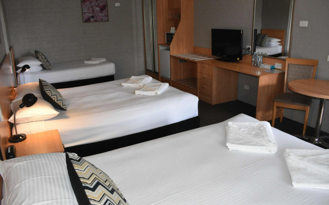 Best Western Coachman's Inn Motel