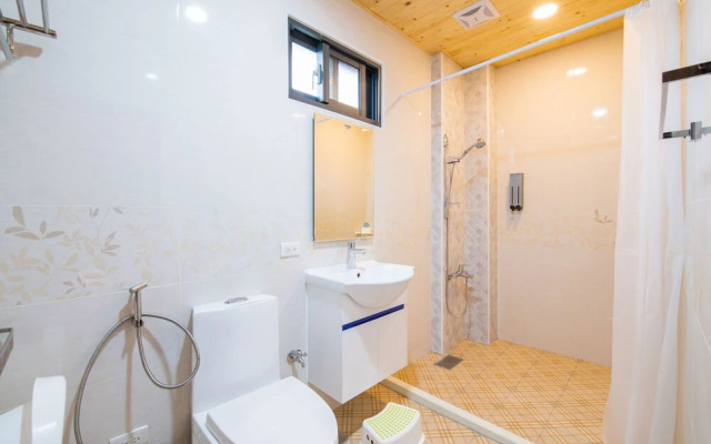 Moonlight Fengqing Homestay