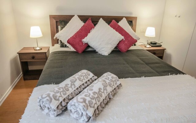 J.V. Lastarria Apartments