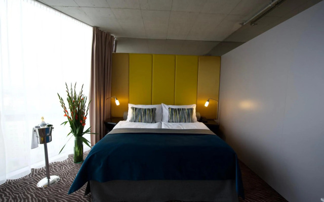 Sono Hotel