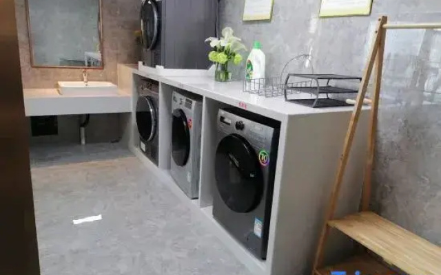 Q Interesting E-Sports Hotel (Guigang Vocational Education Center)