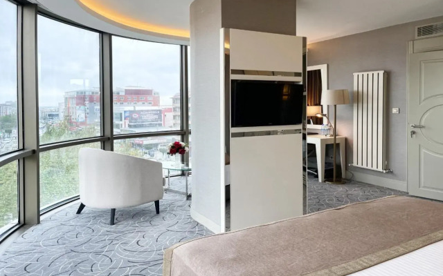The Conforium Hotel Van