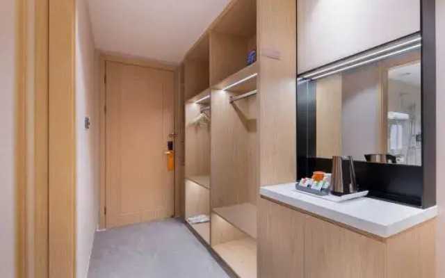 Vienna Hotel (Foshan Shunde Xingtan Fengjian Water Town Branch)