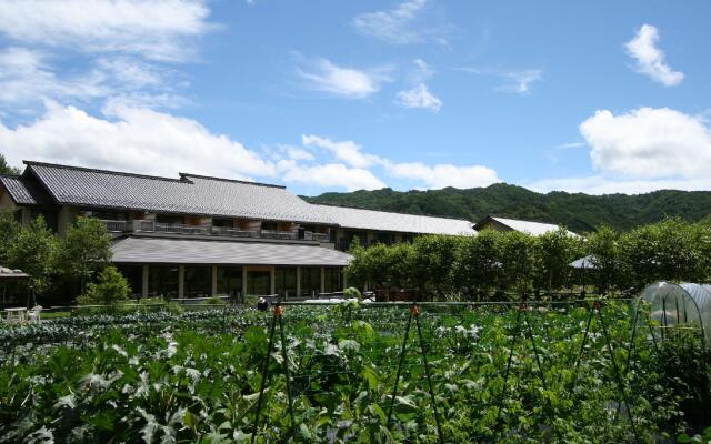 Tsutaya Tokinoyado Kazari