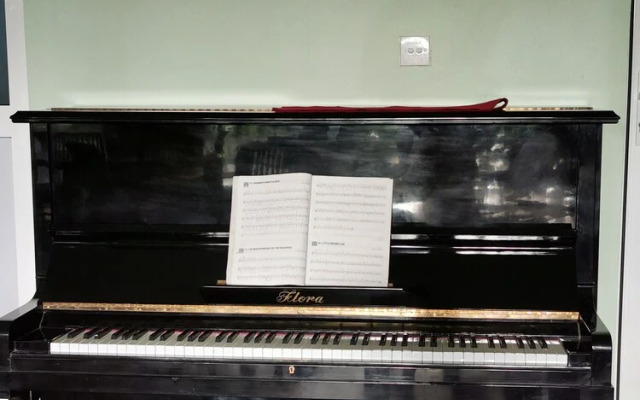 This Is It Airport Hotel and Restaurant