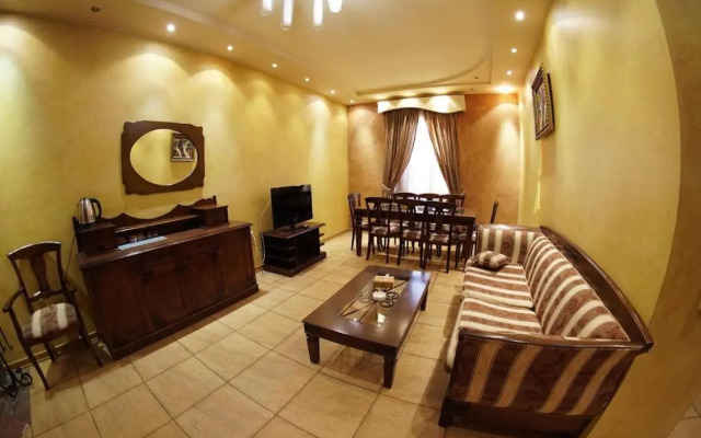 Valensia Hotel And Resort