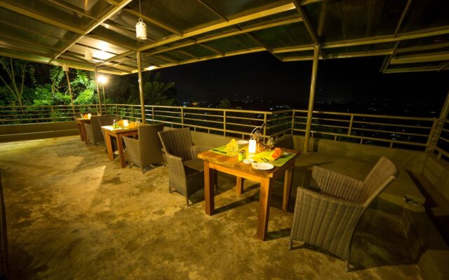 Range Hotel Kandy