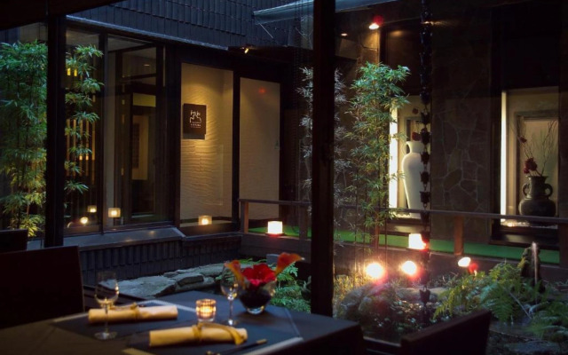 Hotel Binario Komatsu Centre