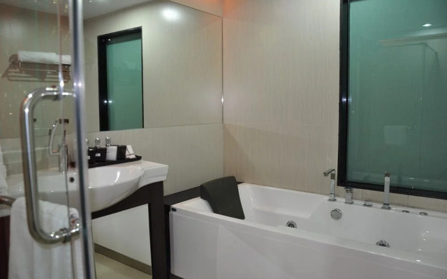 Twinpalm at 39 Sukhumvit