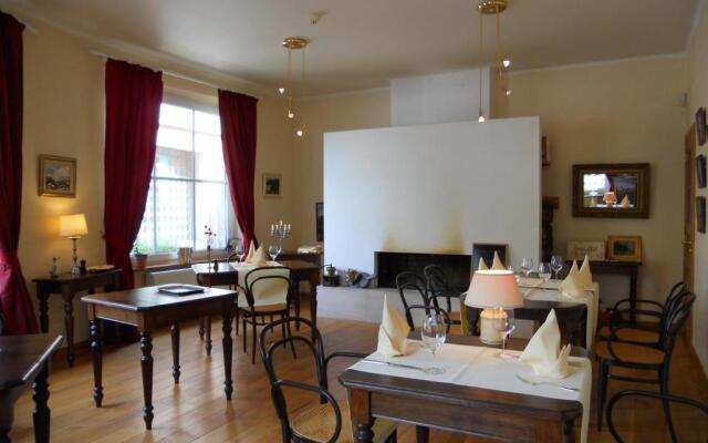 Hotel Beau Rivage and Restaurant Koulic
