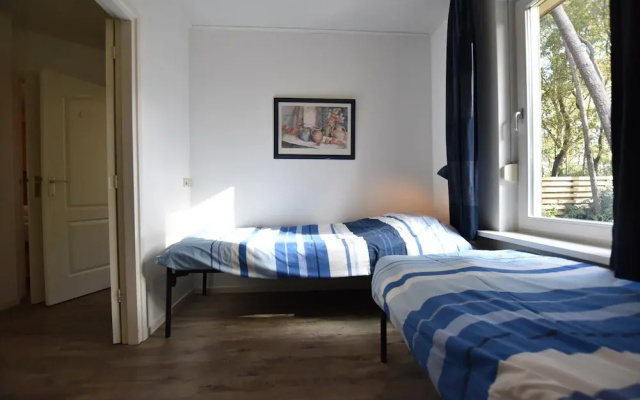 Alluring Holiday Home in Reutum-Weerselo with Hot Tub