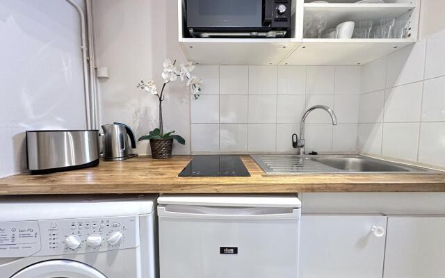 5494B  - Appartement familial - Batignolles