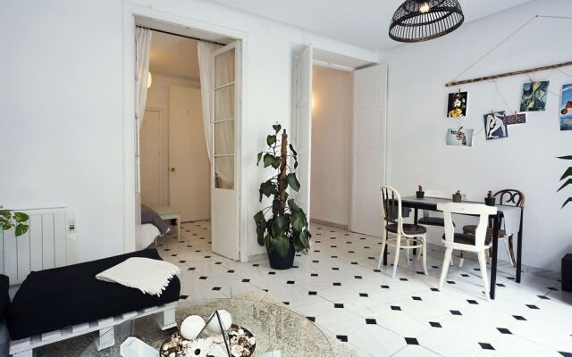 Bright and Cozy Malaga Center