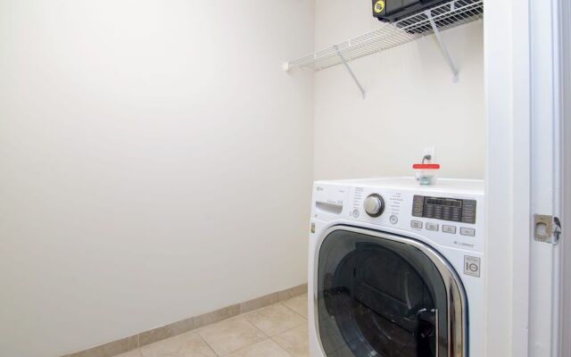 Abode Memphis - Downtown Madison Ave