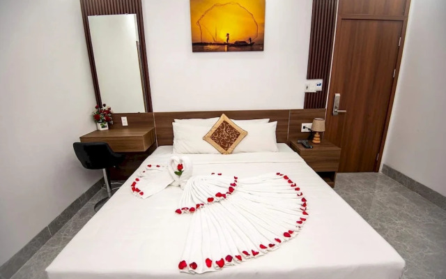 OYO 1180 Huy Ngoc Hotel