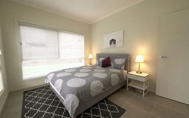 Newly Modern Home for Big Group near SC