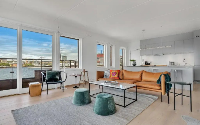 Wright Apartments