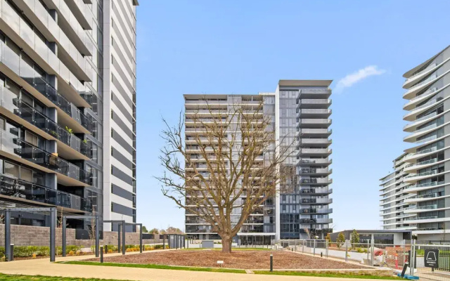 2-bed Haven: Impeccable Interiors & Chic Amenities