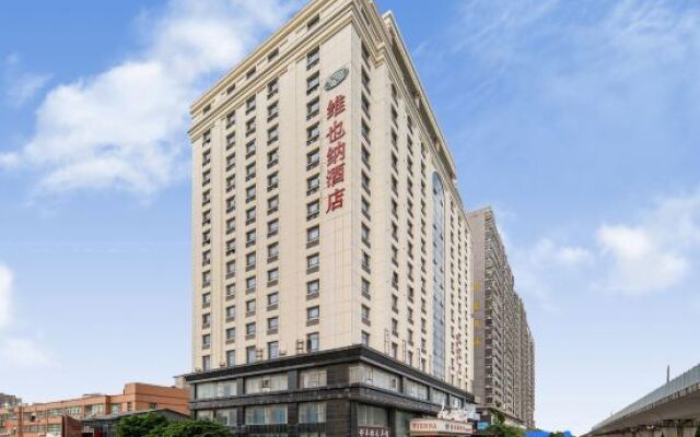 Vienna Hotel Guangdong Dongguan Chang'an Station Bubugao