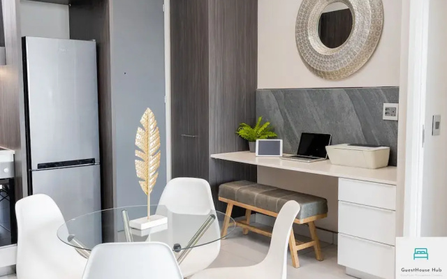 Menlyn Residence Luxury 2 Bed Apartment