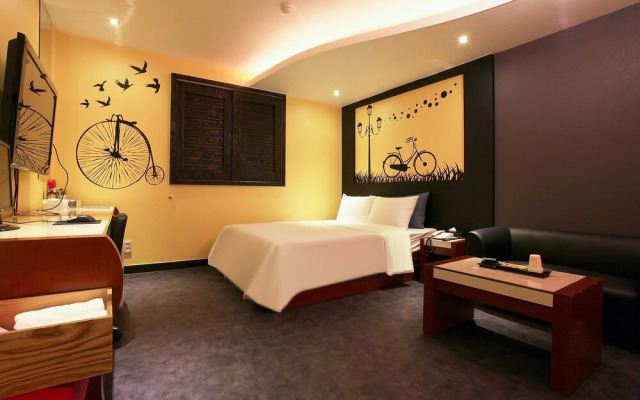 Wa Hotel