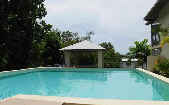 Watersons at Airlie Central Apartments