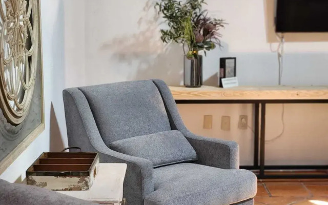 Tres Fuentes Dickinson Hotel Boutique