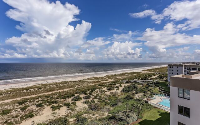 Luxury Condo with Atlantic Ocean View from Private Balcony by RedAwning
