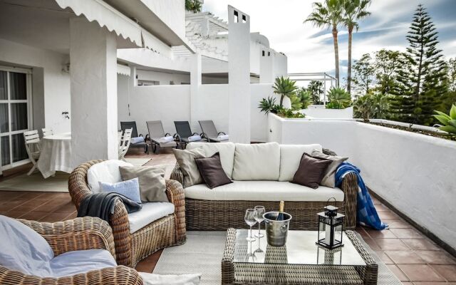 ELD3- Spacious 3 bedroom apt close to Puerto Banus