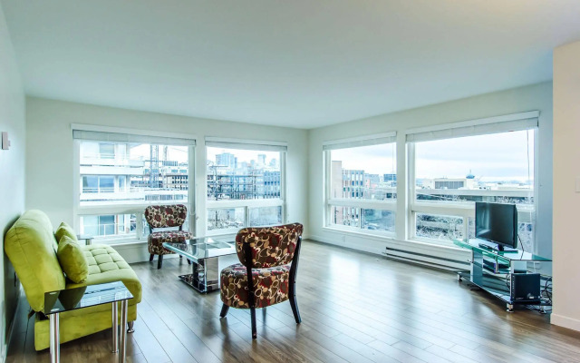 Ginosi Puget Sound Apartel