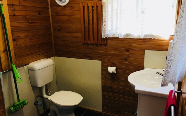 Anglers Reach Lakeside Village