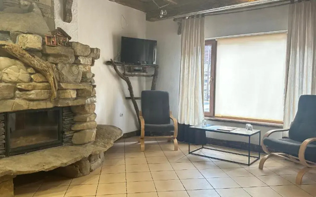 Gora