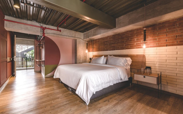 The Somos Hotel