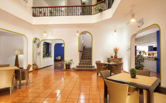 Hotel Vista Express Morelia By Arriva Hospitality Group