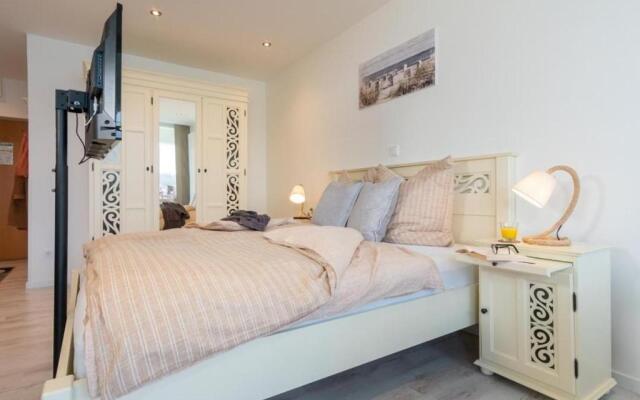 Strandhotel-Heiligenhafen-Wohnung-205-Typ-III