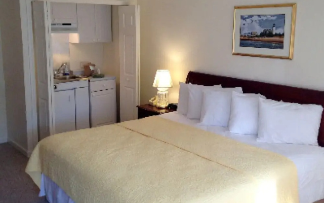 Craigville Beach Inn
