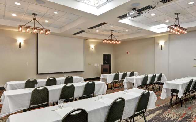 Doubletree by Hilton Hattiesburg, MS