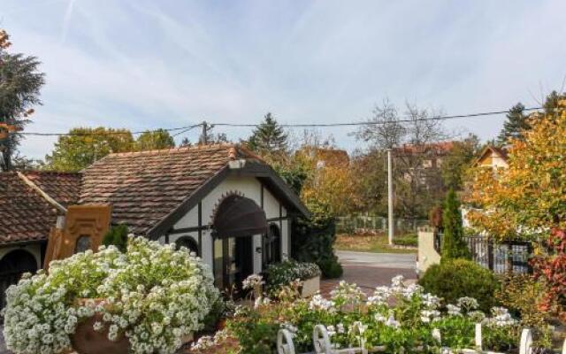 Stasea Apartments