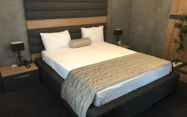 Kalevera Hotel