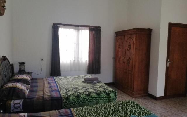 Yuli's Homestay