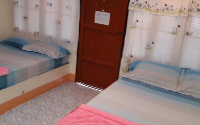 Jelly Fish Bungalow – Guest Rooms – Koh Samet