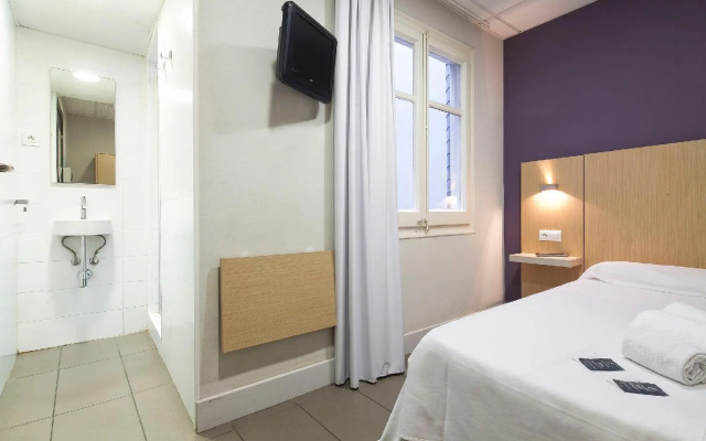 Fga Hostal Putxet, Barcelona, España